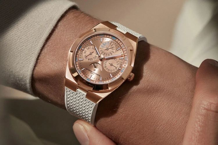 vacheron-constantin-overseas-perpetual-calendar-ultra-thin-dva-nova-modela-u-cast-270-godina-tradicije-5