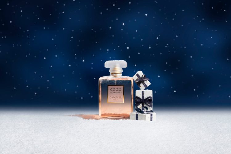 chanel-holiday-2025-ocaravajuci-simboli-koji-osvetljavaju-praznicne-mirisne-poklone-8