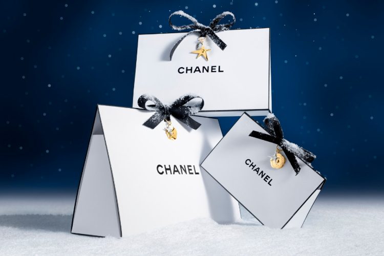 chanel-holiday-2025-ocaravajuci-simboli-koji-osvetljavaju-praznicne-mirisne-poklone-17