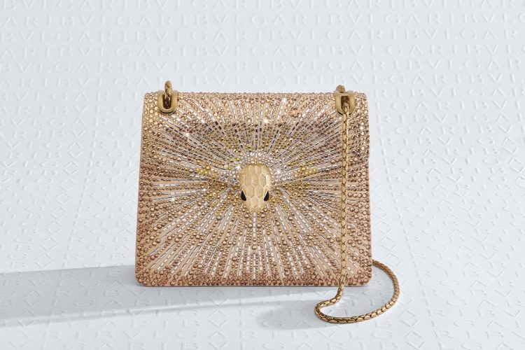 bvlgari-ss26-kada-se-dragulji-pretvaraju-u-kozne-ikone-45