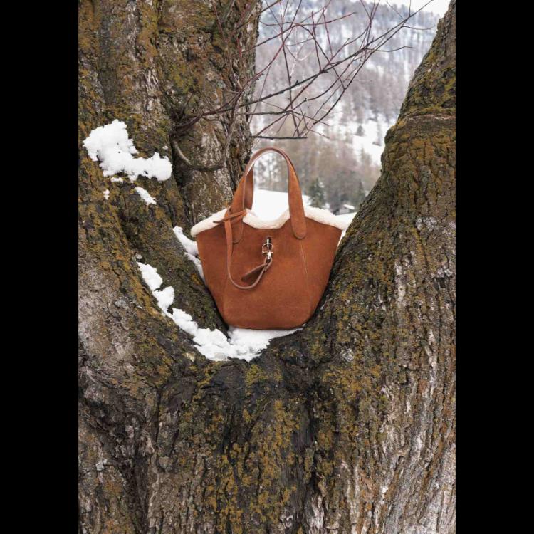 giorgio-armani-neve-aw2526-alpinisticka-elegancija-u-najcistijem-armani-izrazu-5