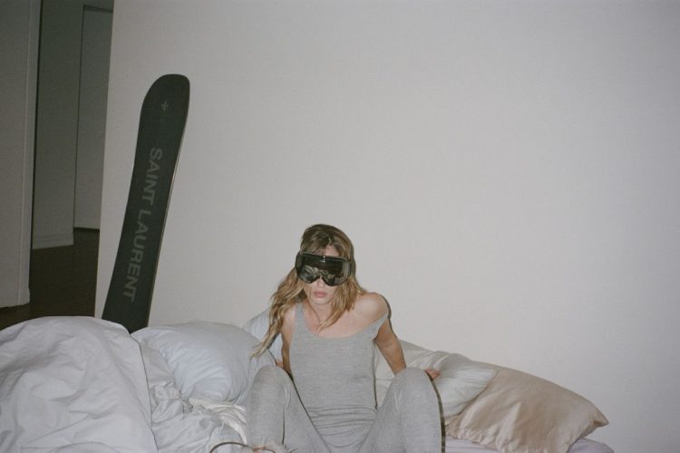 saint-laurent-rive-droite-snow-edition-2025-visoka-moda-na-snegu-14