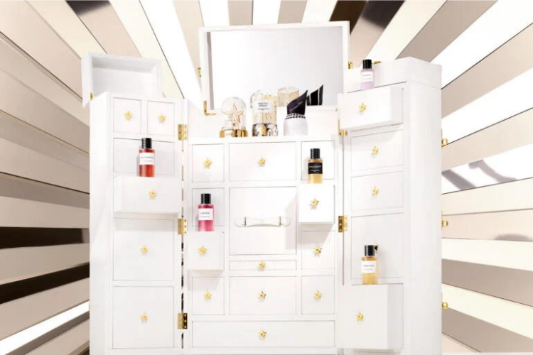 najskuplji-dior-advent-kalendar-do-sada-la-malle-des-reves-kao-ultimativni-praznicni-san-1