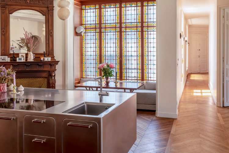 ostrvska-kuhinja-kao-savremeni-centar-doma-abimis-i-novo-lice-nerdajuceg-celika-3