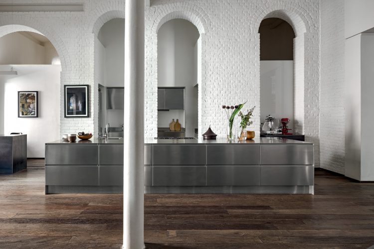 ostrvska-kuhinja-kao-savremeni-centar-doma-abimis-i-novo-lice-nerdajuceg-celika-8