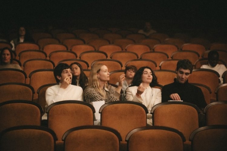 brunello-cucinelli-pretvara-praznike-u-filmsku-caroliju-10