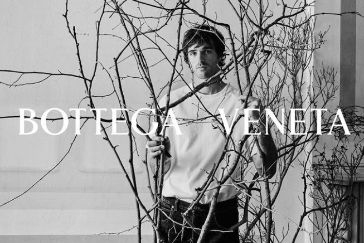 dzejkob-elordi-kao-sanjar-u-najnovijoj-kampanji-kuce-bottega-veneta-5
