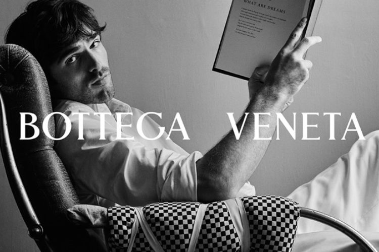 dzejkob-elordi-kao-sanjar-u-najnovijoj-kampanji-kuce-bottega-veneta-2