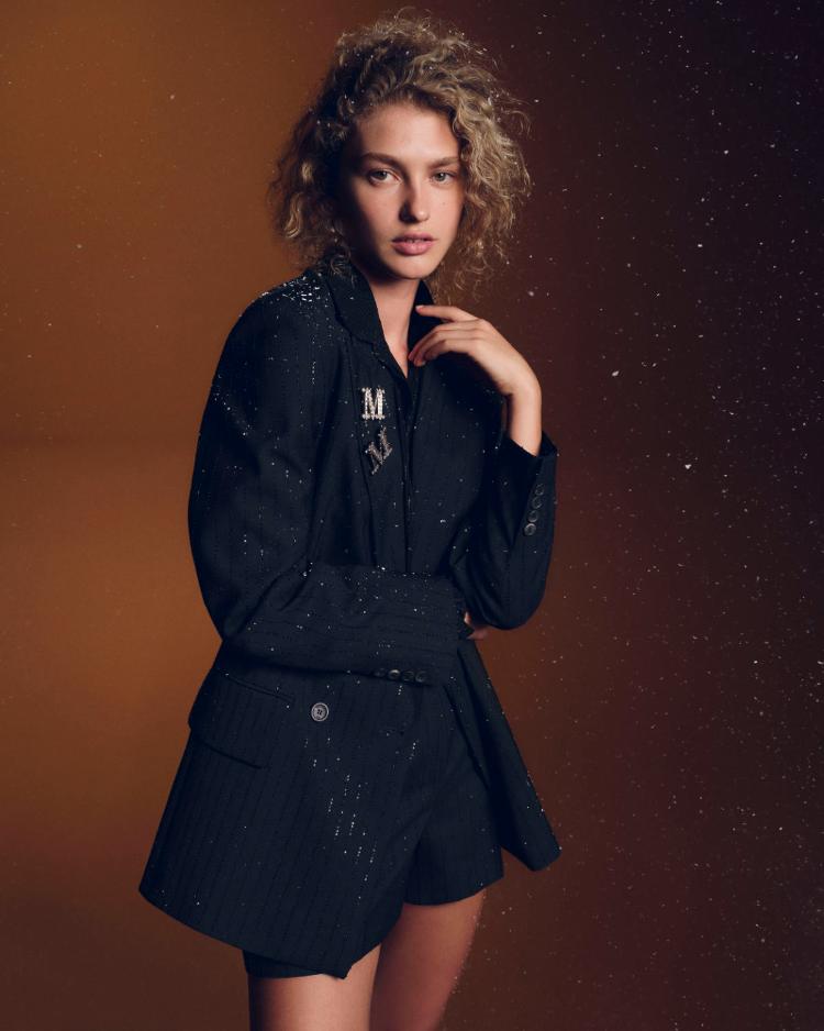 max-mara-holiday-2025-kada-kamel-elegancija-susrece-filmski-sneg-3