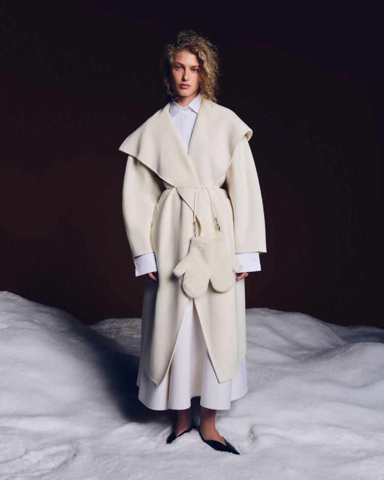 max-mara-holiday-2025-kada-kamel-elegancija-susrece-filmski-sneg-7