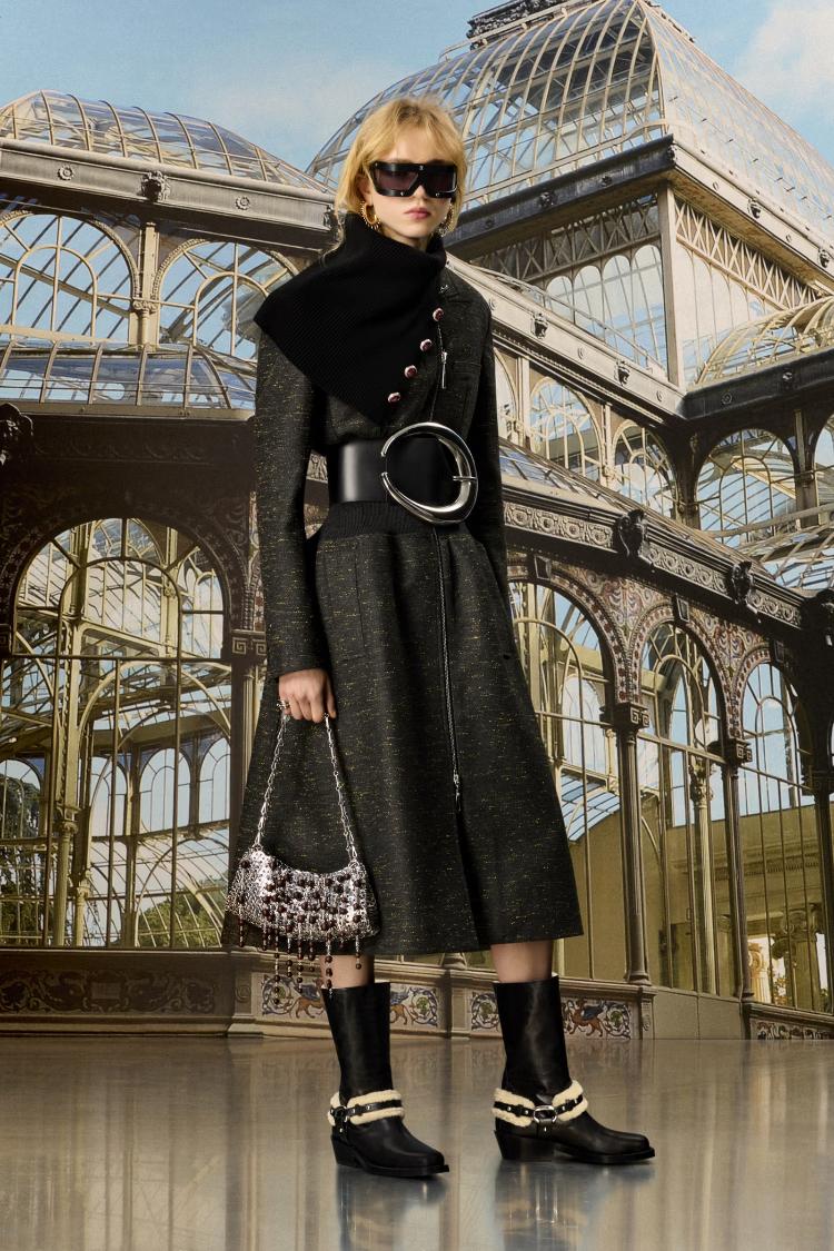 rabanne-porucuje-lets-dance-it-out-i-slavi-glamur-savrsenog-modnog-haosa-12