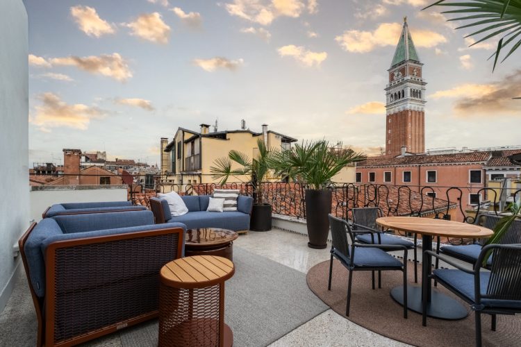 palazzo-rota-tiha-renesansa-venecijanskog-luksuza-na-trgu-svetog-marka-1