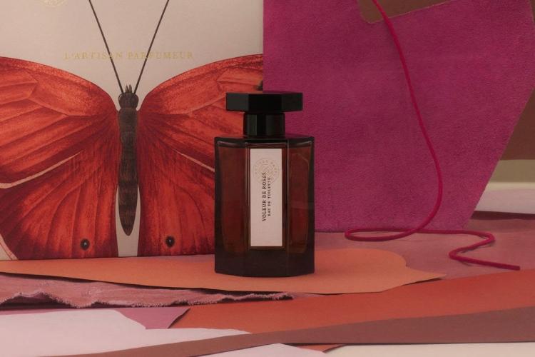 a-touch-of-love-by-lartisan-parfumeur-2