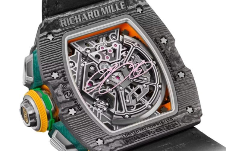 lebron-dzejms-i-richard-mille-predstavili-luksuzni-casovnik-vredan-405000-dolara-spoj-sportske-legende-i-horoloskog-savrsenstva-2