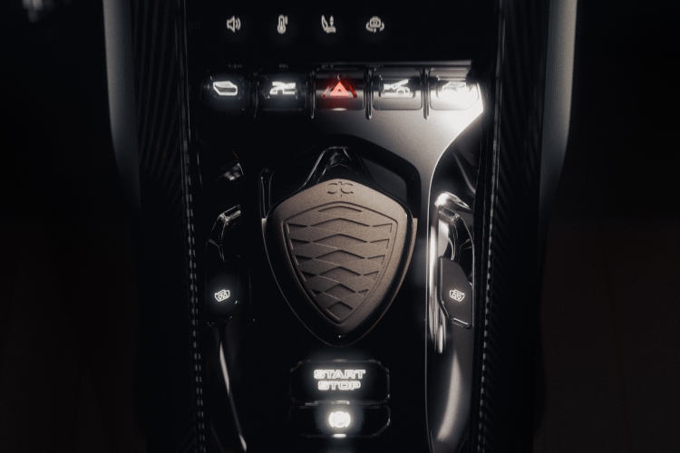 koenigsegg-sadairs-spear-ispisan-brzinom-oblikovan-nasledem-6