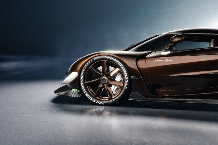 koenigsegg-sadairs-spear-ispisan-brzinom-oblikovan-nasledem-9