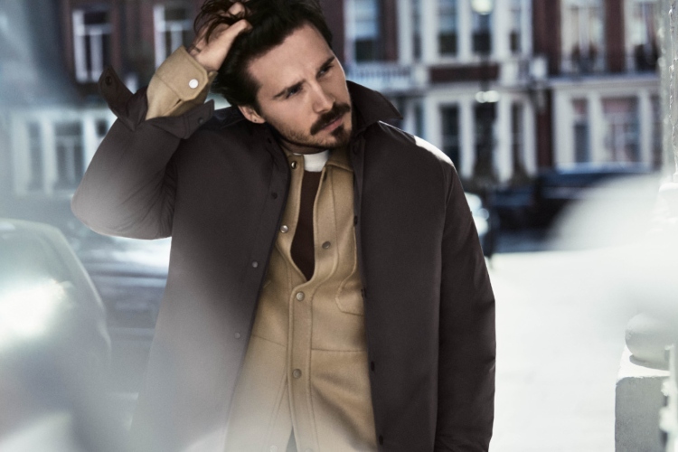 moncler-pre-fall-2025-ljubavna-prica-sa-londonskim-pecatom-8