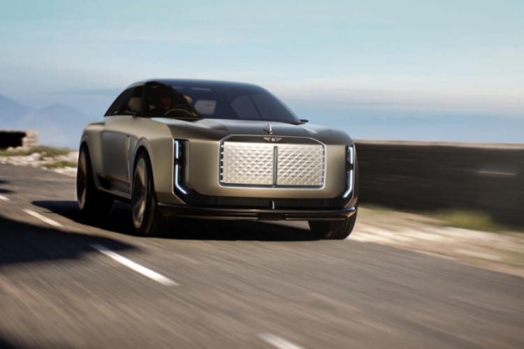 bentley-exp-15-vizija-luksuza-buducnosti-sa-tri-sedista-i-troje-vrata-5