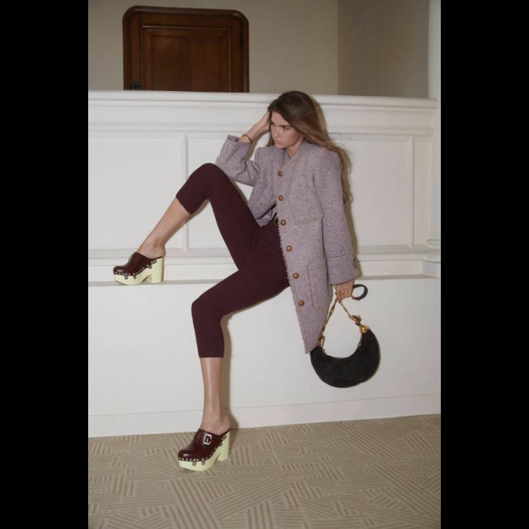 chloe-spring-2026-female-vertigo-moda-izmedu-fantazije-i-stvarnosti-23