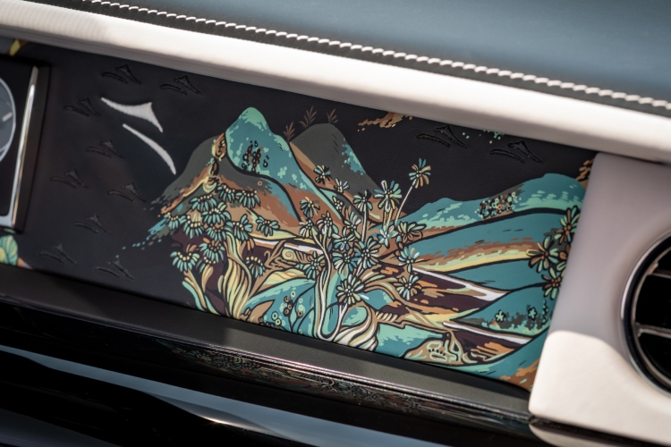 rolls-royce-muralna-umetnost-dunhuanga-u-pokretu-5