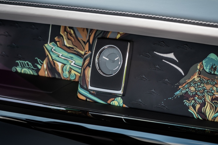 rolls-royce-muralna-umetnost-dunhuanga-u-pokretu-32