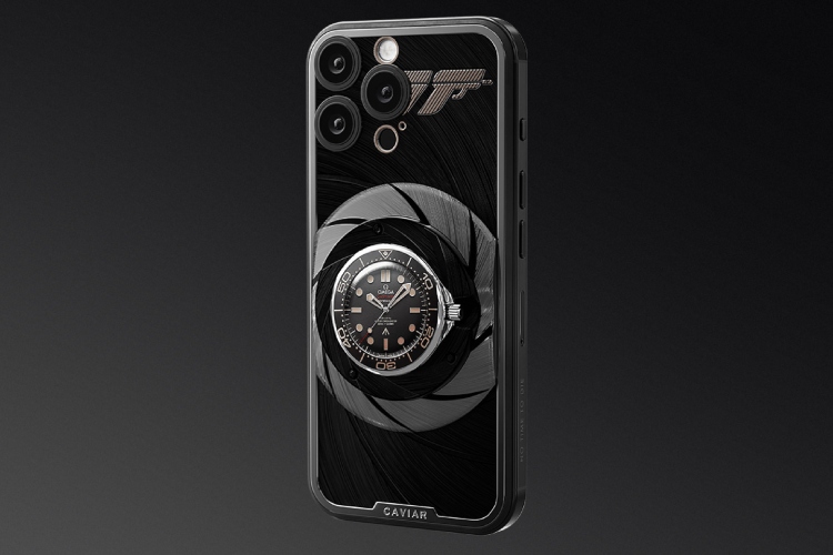 licenca-za-luksuz-caviar-lansira-iphone-sa-ugradenim-omega-bond-casovnikom-8