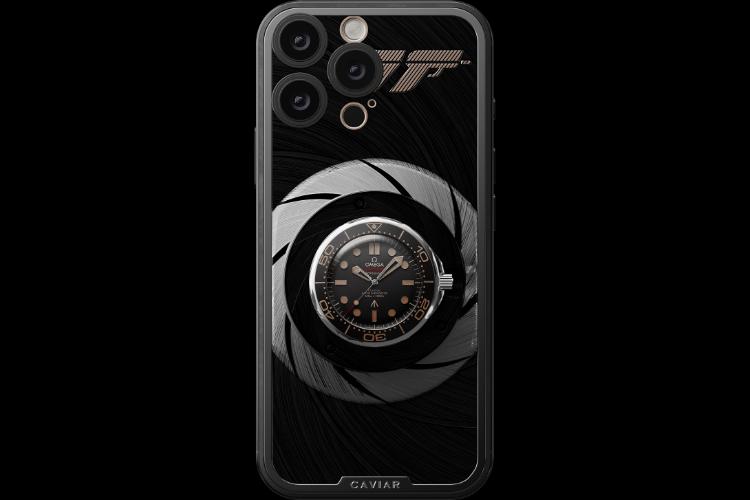 licenca-za-luksuz-caviar-lansira-iphone-sa-ugradenim-omega-bond-casovnikom-10
