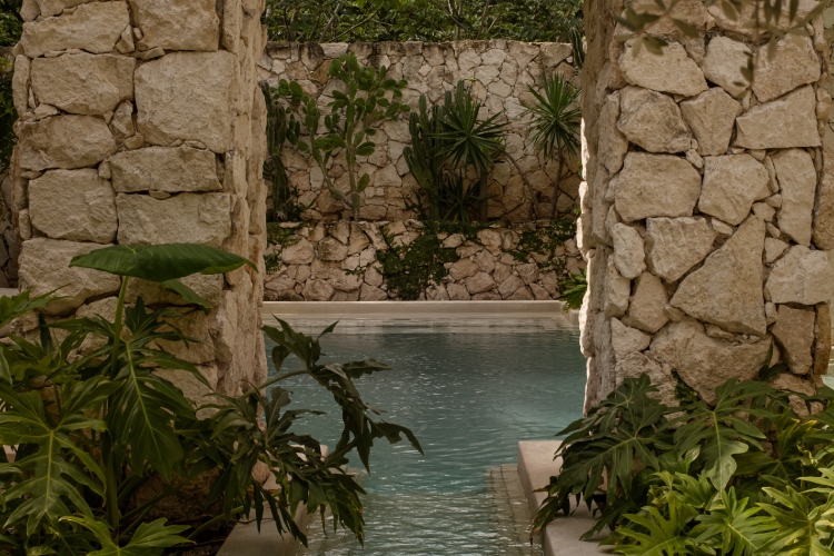 hacienda-wabi-arhitektura-koja-uranja-u-dzunglu-tuluma-2
