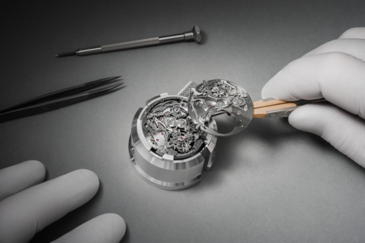 vacheron-constantin-overseas-grand-complication-openface-vrhunac-luksuza-i-tehnike-u-sportskoj-kolekciji-5