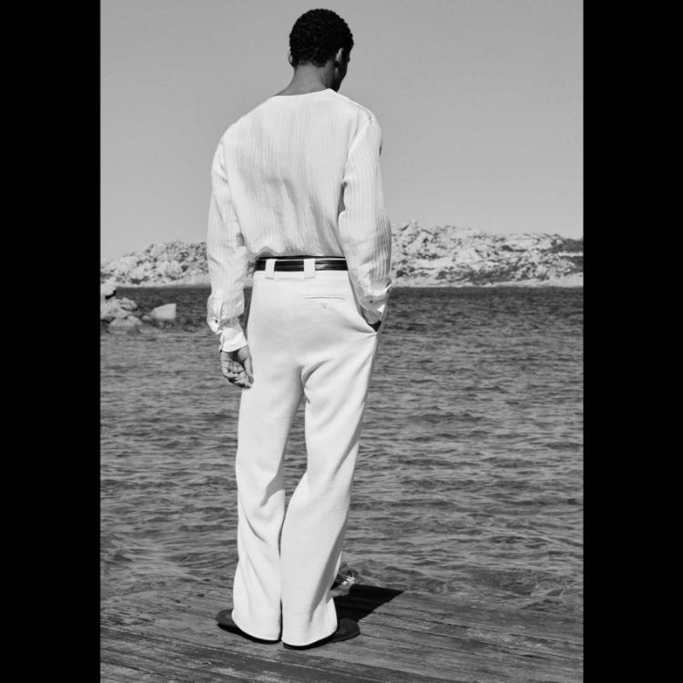 giorgio-armani-mare-2025-leto-u-znaku-laganih-silueta-morskih-vetrova-i-svesnog-luksuza-8