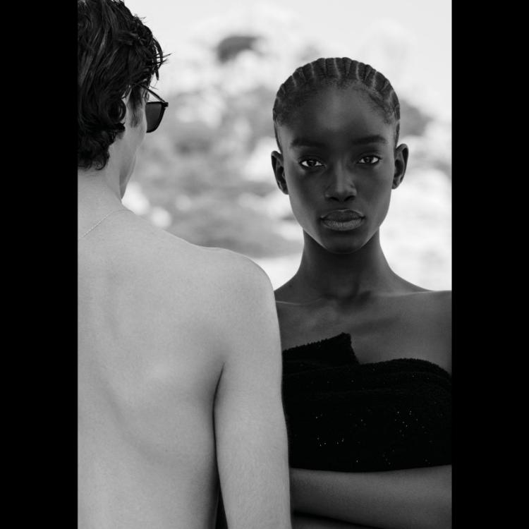 giorgio-armani-mare-2025-leto-u-znaku-laganih-silueta-morskih-vetrova-i-svesnog-luksuza-20
