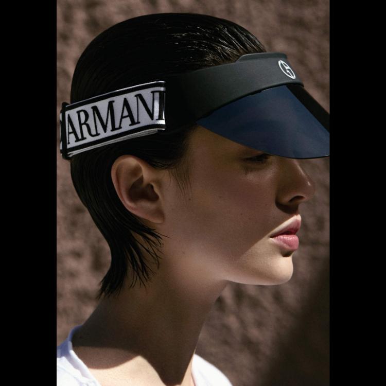 giorgio-armani-mare-2025-leto-u-znaku-laganih-silueta-morskih-vetrova-i-svesnog-luksuza-35