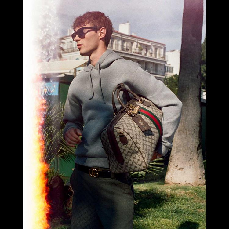 gucci-slavi-gg-monogram-u-novoj-kampanji-snimljenoj-na-suncanoj-rivijeri-kana-8