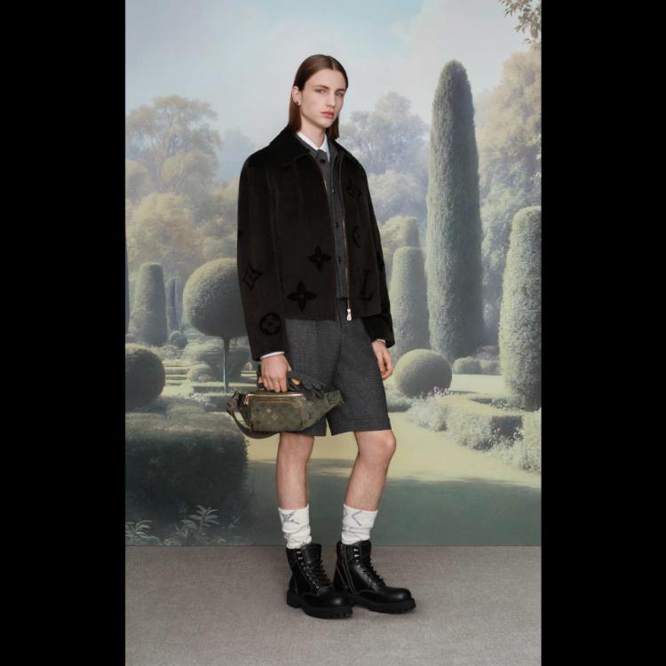 louis-vuitton-proleceleto-za-2026-farel-vodi-dandije-na-britansko-selo-14