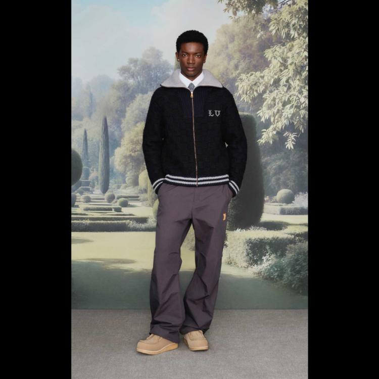 louis-vuitton-proleceleto-za-2026-farel-vodi-dandije-na-britansko-selo-25
