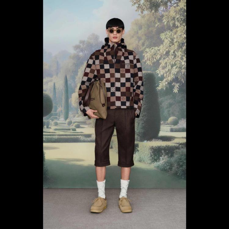 louis-vuitton-proleceleto-za-2026-farel-vodi-dandije-na-britansko-selo-30
