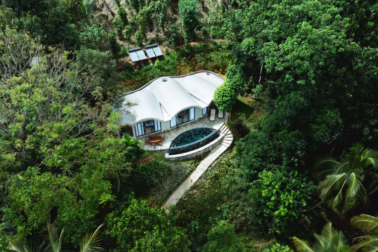sol-sanctuary-svetlosni-hram-tisine-u-brdima-sri-lanke-9