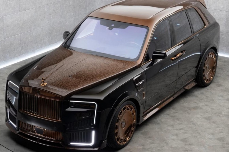 mansory-darabo-jedini-primerak-rolls-royce-cullinan-koji-izgleda-kao-da-mu-je-mesto-u-pustinjskoj-palati-1