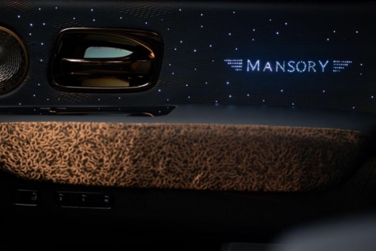 mansory-darabo-jedini-primerak-rolls-royce-cullinan-koji-izgleda-kao-da-mu-je-mesto-u-pustinjskoj-palati-5