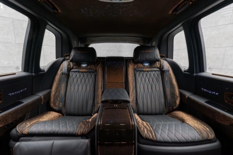 mansory-darabo-jedini-primerak-rolls-royce-cullinan-koji-izgleda-kao-da-mu-je-mesto-u-pustinjskoj-palati-7