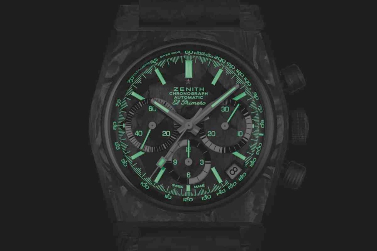 zenith-chronomaster-revival-a3818-cover-girl-carbon-nova-iteracija-vrhunskog-luksuza-2