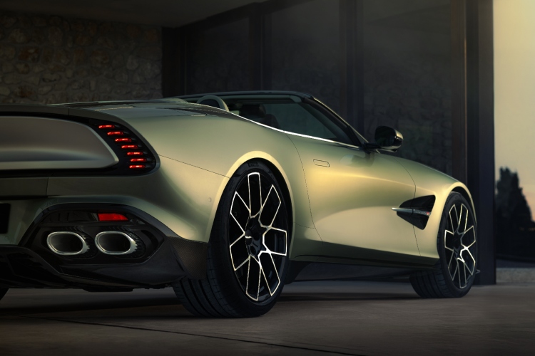 novi-aston-martin-12