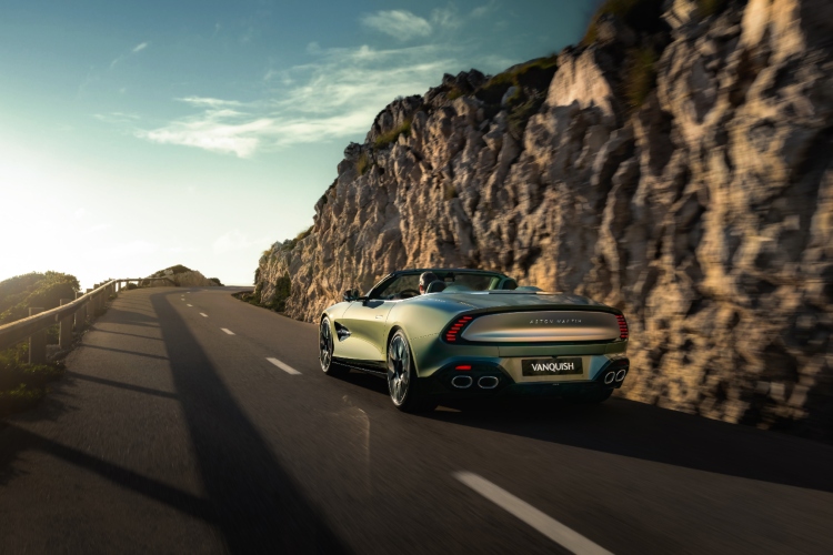 novi-aston-martin-22
