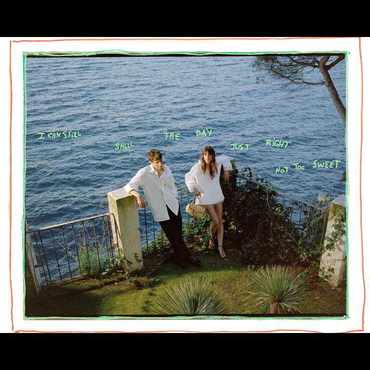 gucci-predstavlja-lido-kampanju-letnja-himna-slobodi-suncu-i-mediteranskoj-eleganciji-23