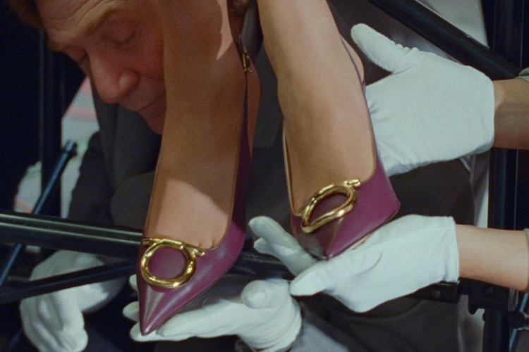 ferragamo-povratak-starog-holivuda-kroz-filmsku-kampanju-za-sezonu-pre-fall-2025-3