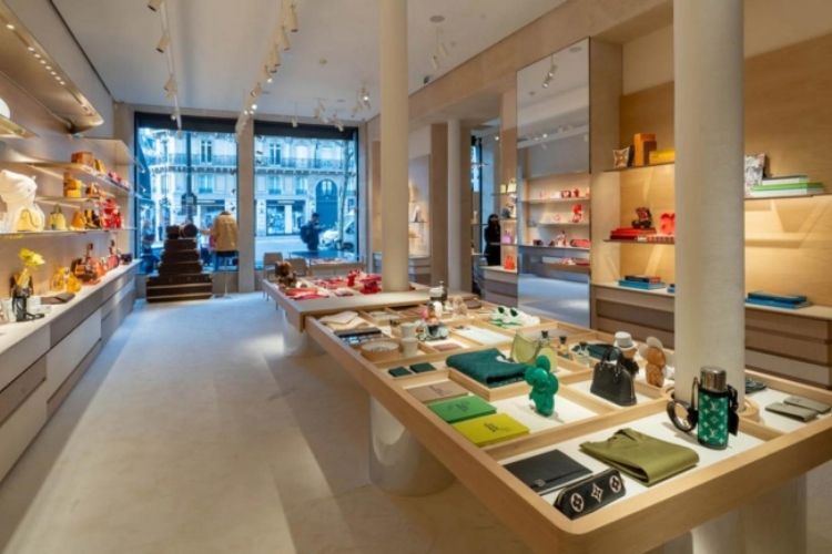 da-li-je-ovo-najbaksuzniji-louis-vuitton-butik-na-svetu-3