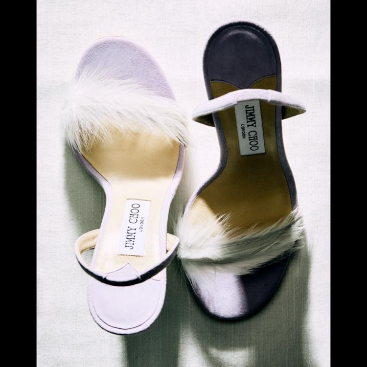 jimmy-choo-ozivljava-modu-s-kraja-90-ih-arhivska-kolekcija-je-modni-san-koji-traje-3