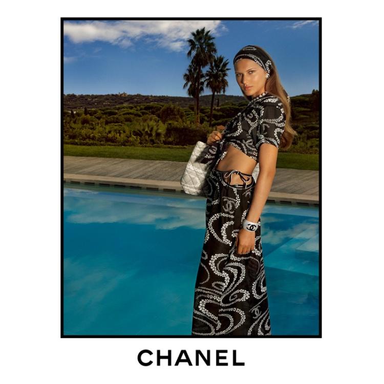 chanel-coco-beach-2025-letnji-luksuz-kraj-bazena-u-znaku-francuske-elegancije-3