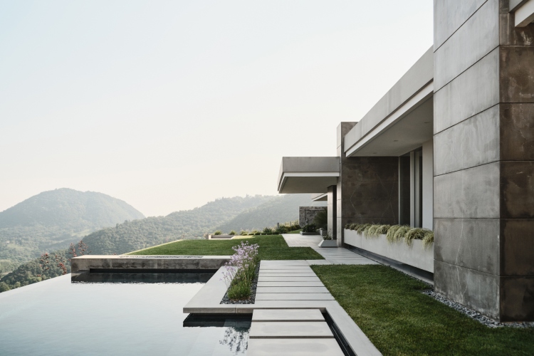 turri-novo-poglavlje-italijanskog-luksuza-na-obali-jezera-garda-2