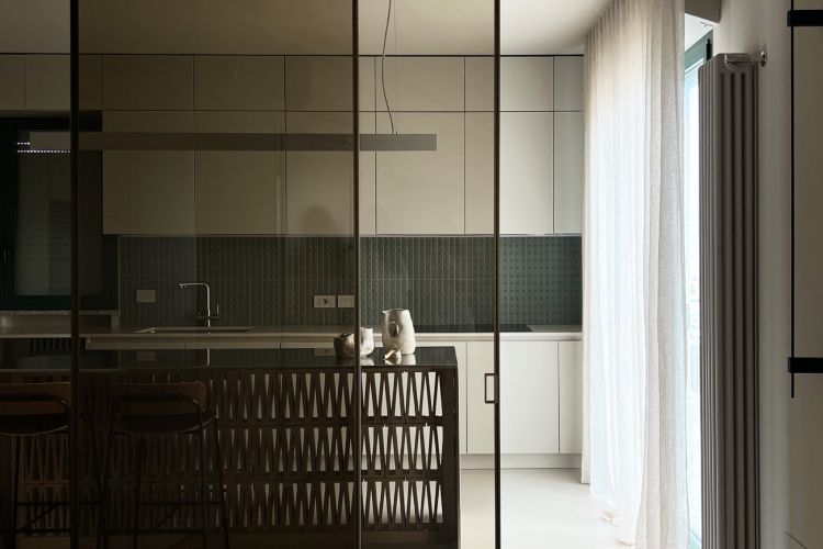 albed-redefinise-prostore-luksuznog-penthausa-s-pogledom-na-jadran-1